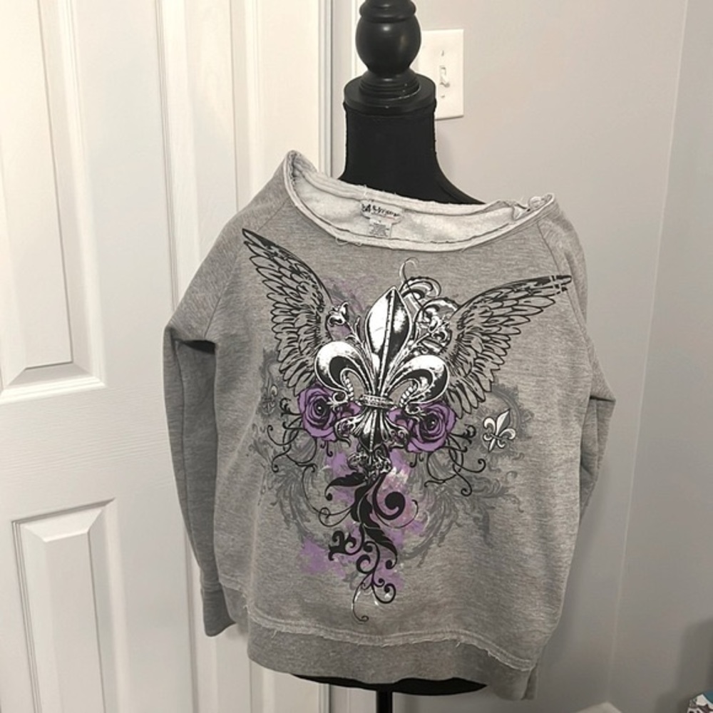 Graphic sweatshirt